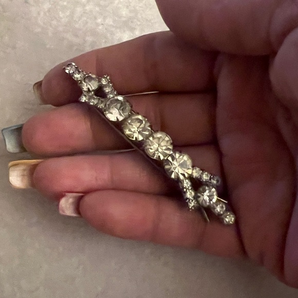 Bundle of 14 Hair Barrettes & Clips | Pearl, Rhinestone, Vintage Metal, Gold main image 10
